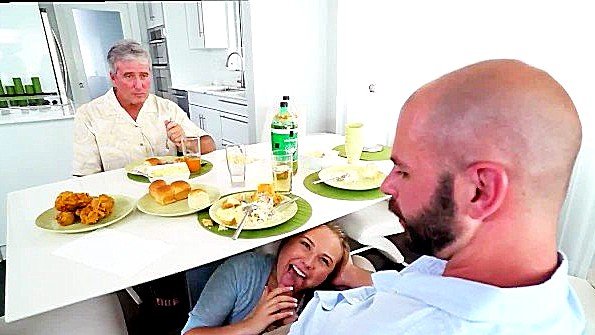 Порно ролик: 2erkey bir kadin seksi