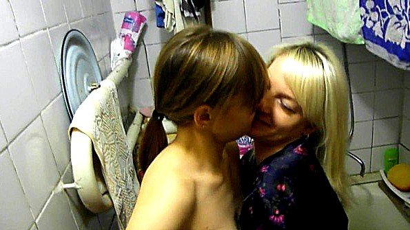 Порно ролик: секс в ночи жестокий
