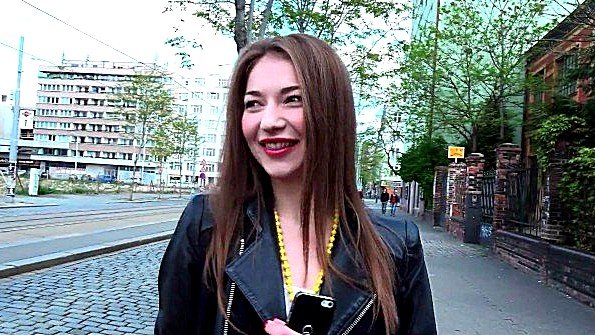 Порно ролик: Полно лю́дей и жвотны5